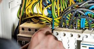 Электрика в частном доме под ключ в Коркино - стоимость услуг от 1570 руб.